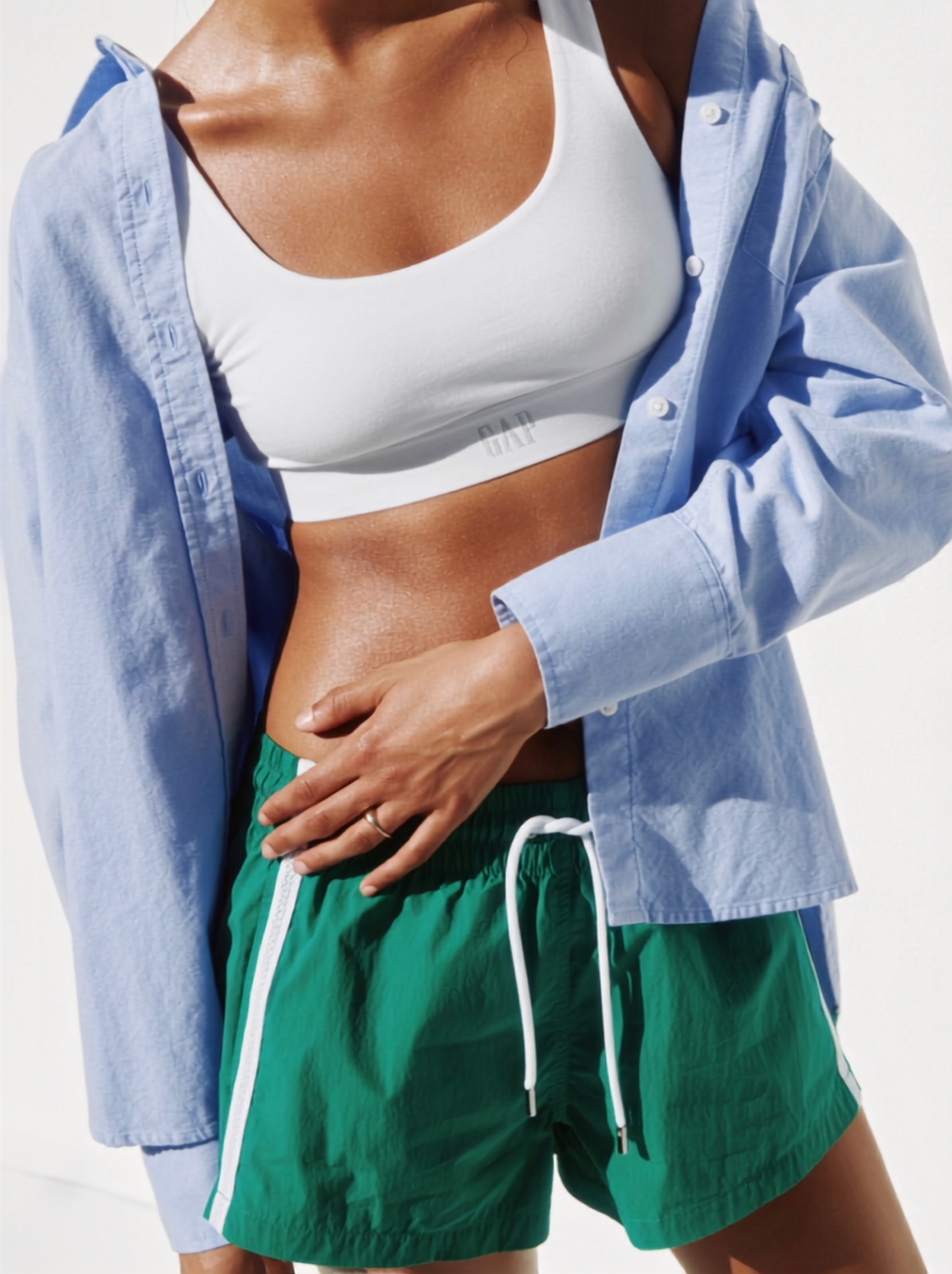 KNIT TOPS & SPORT