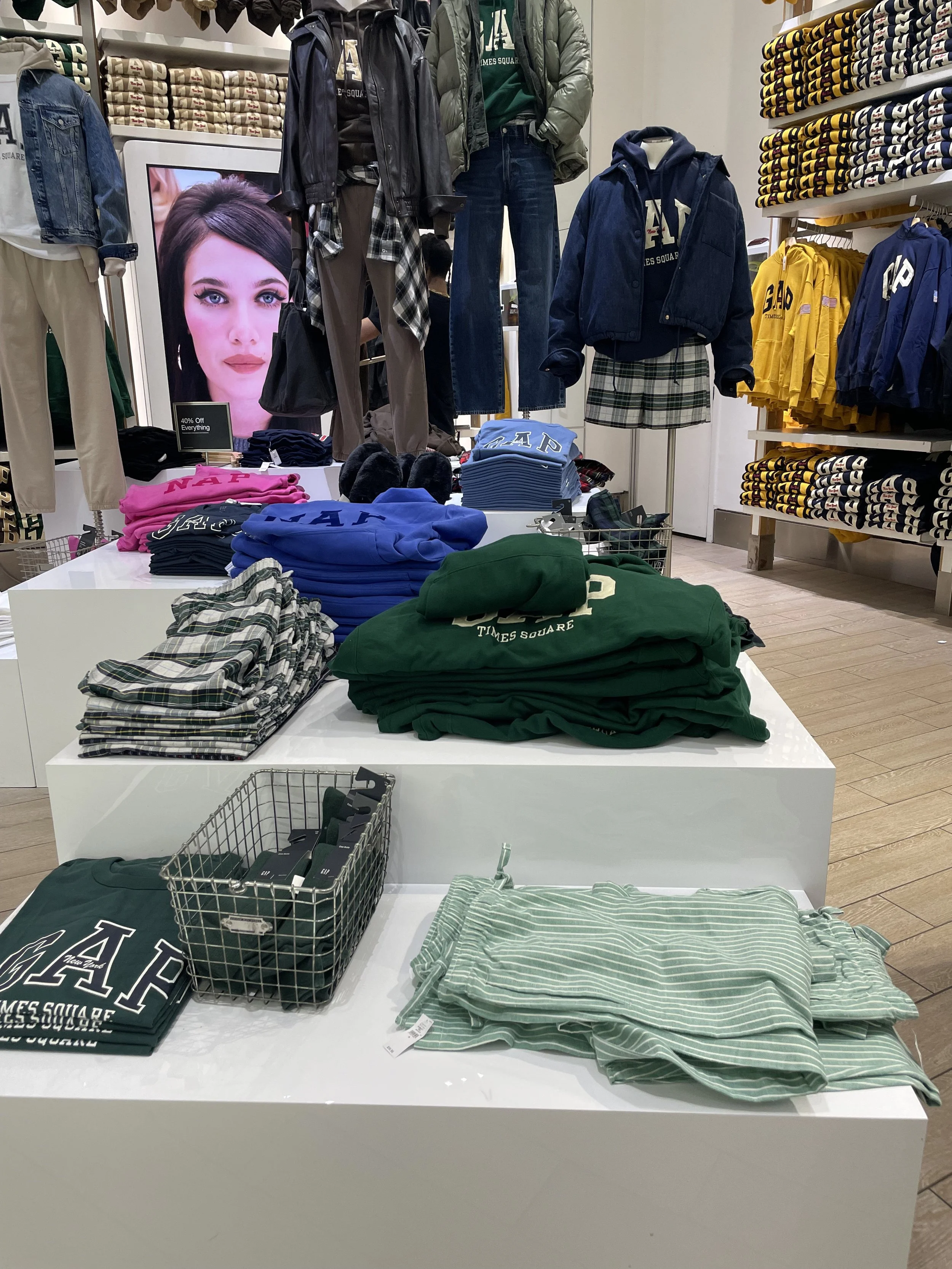 GAP STORE 5362.jpeg