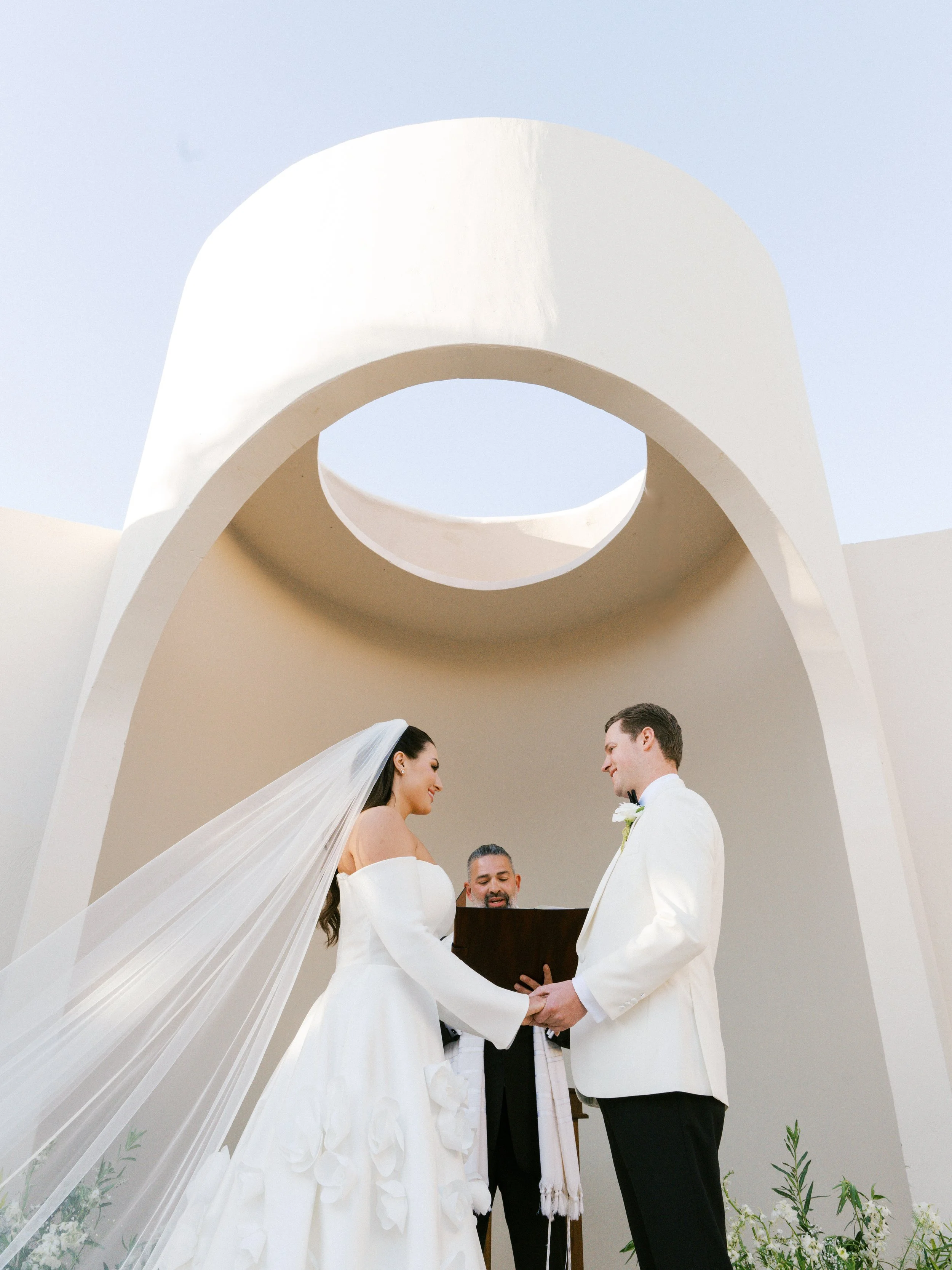 baja-luna-la-capilla-ceremony-space-5.jpg