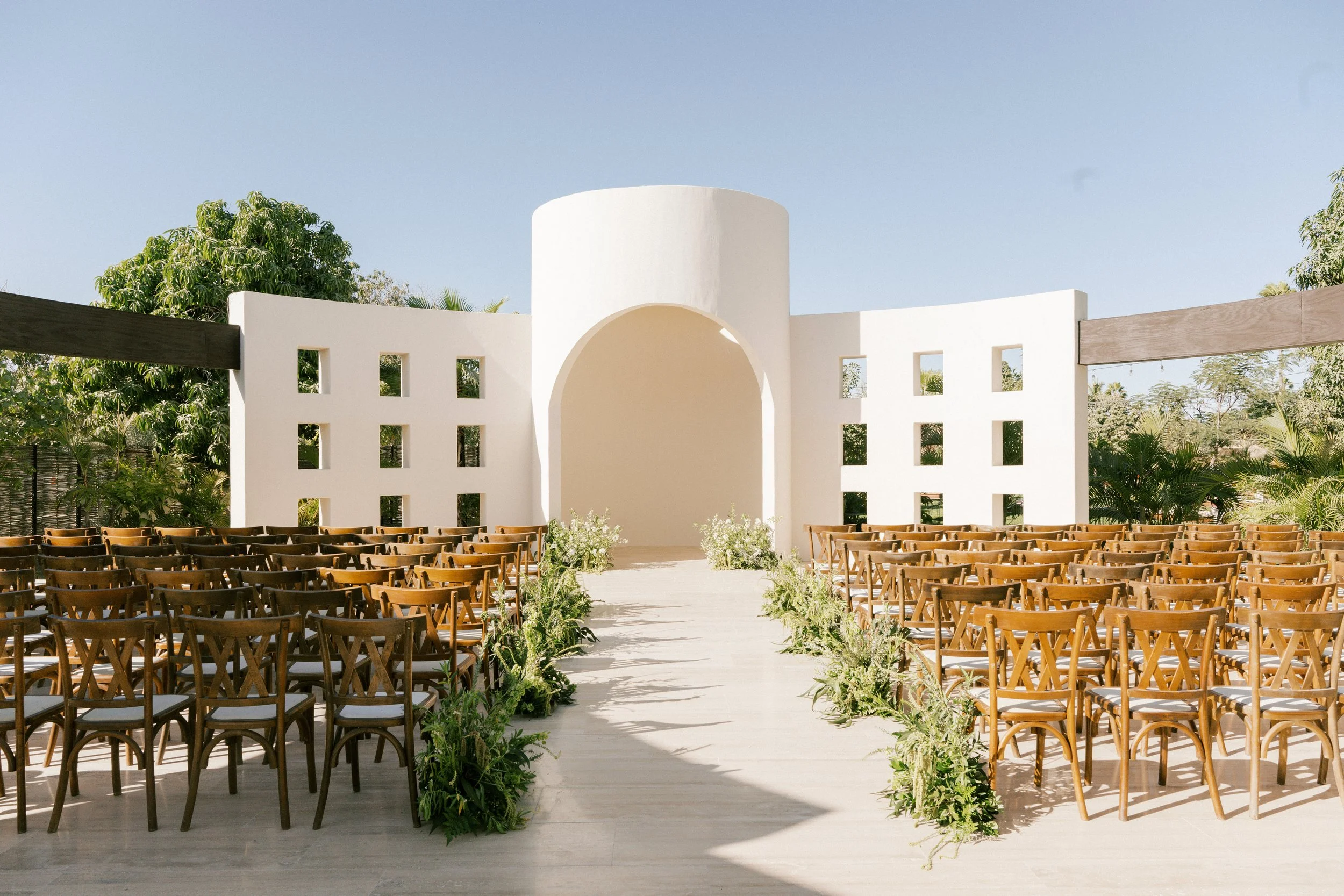 baja-luna-la-capilla-ceremony-space-1.jpg