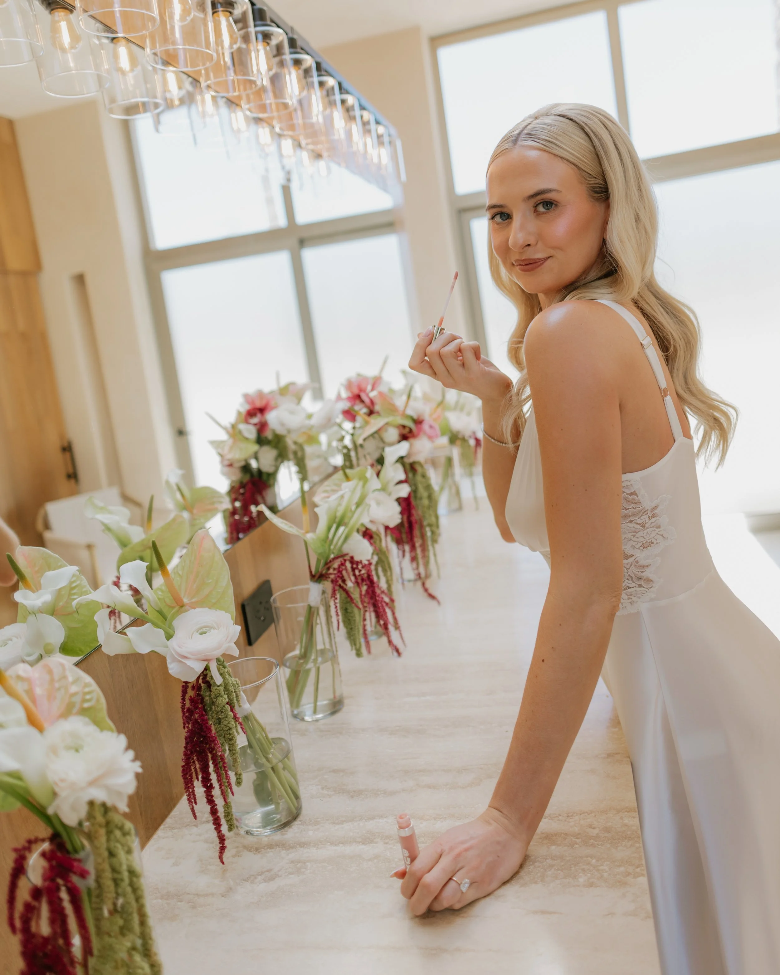 baja-luna-bridal-suite-getting-ready-1.jpg