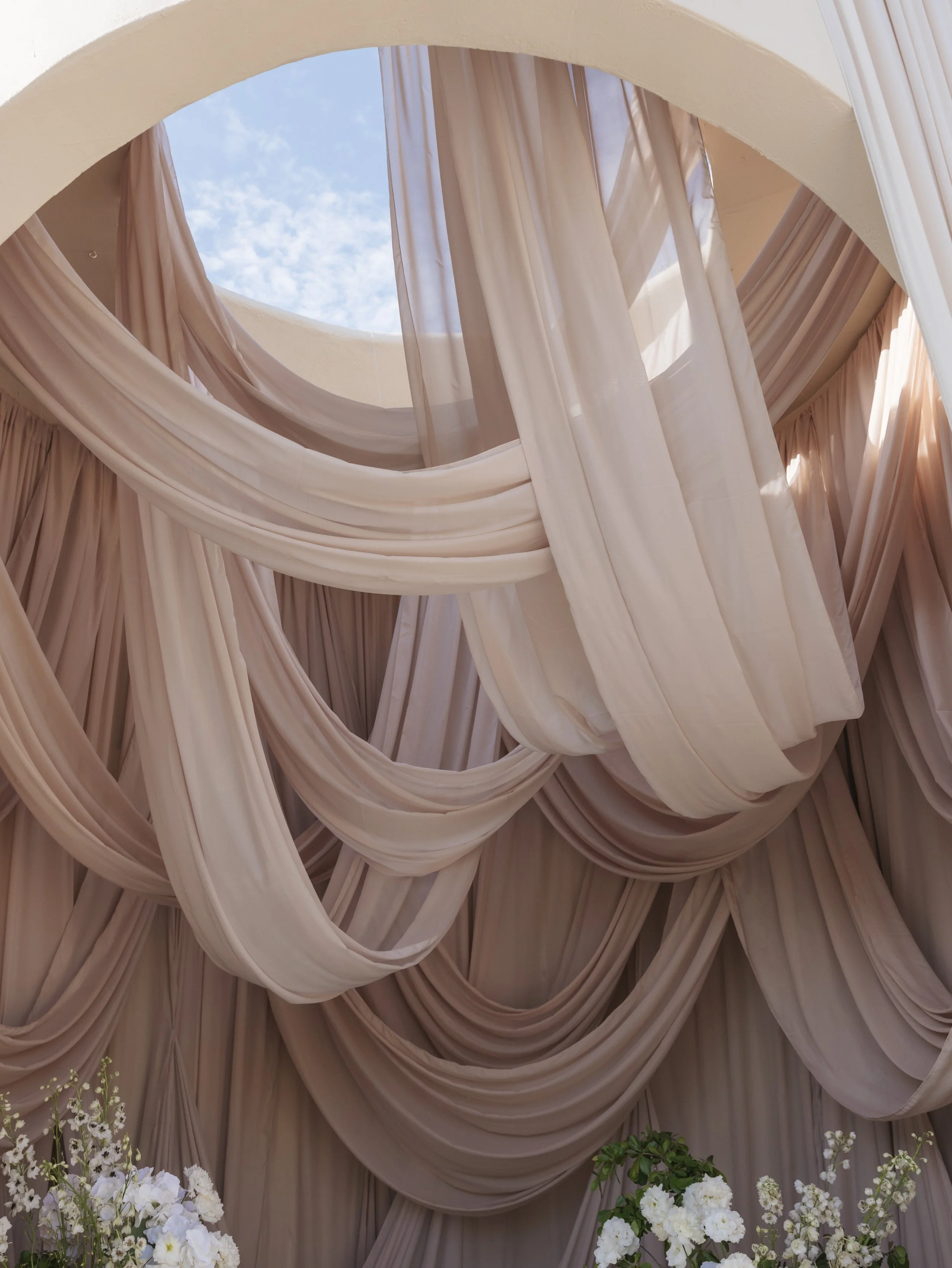 baja-luna-artistic-luxury-wedding-venue-los-cabos-1.jpg