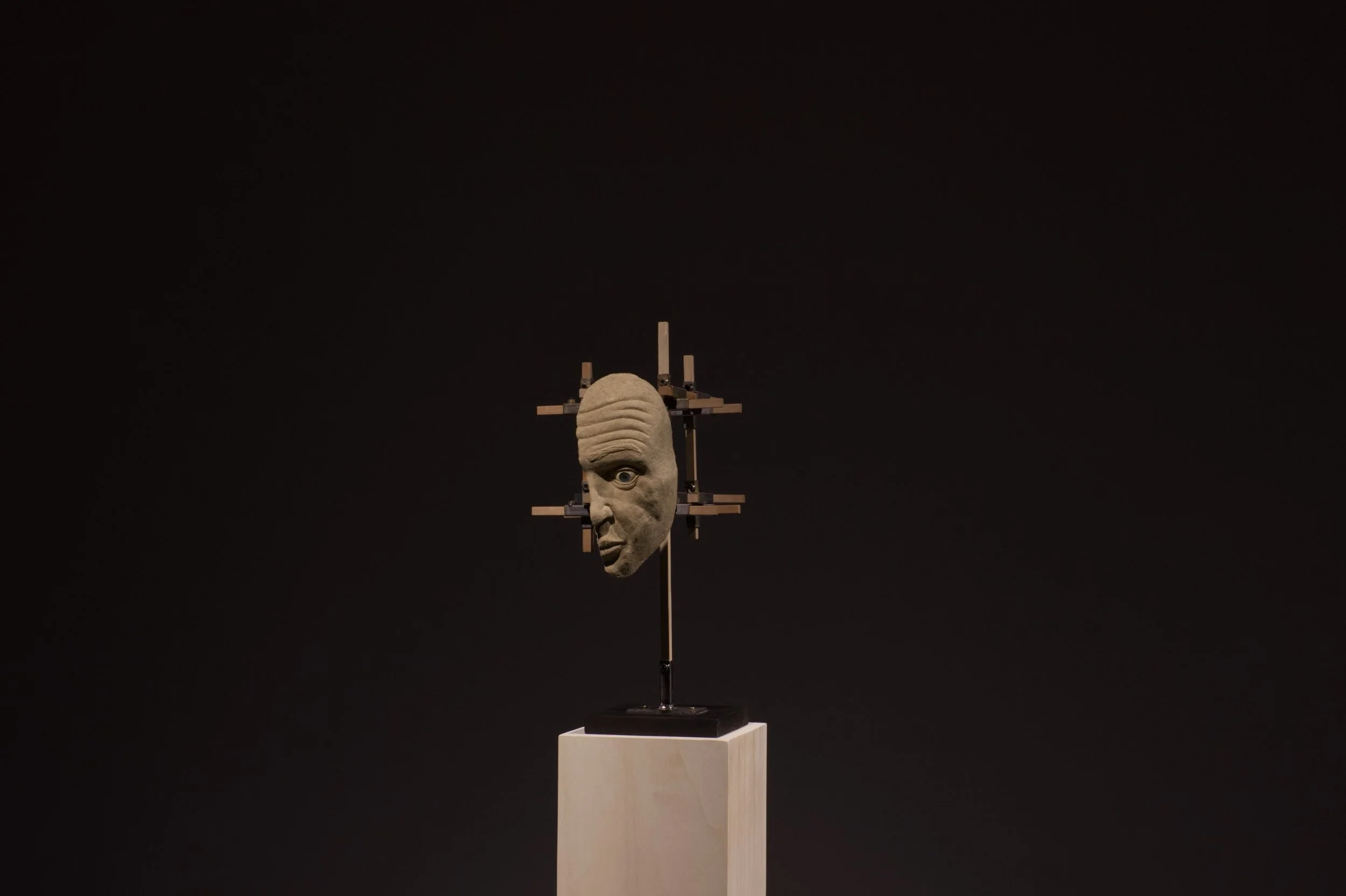 Thomas, 2024, 40 x 20x 52 cm