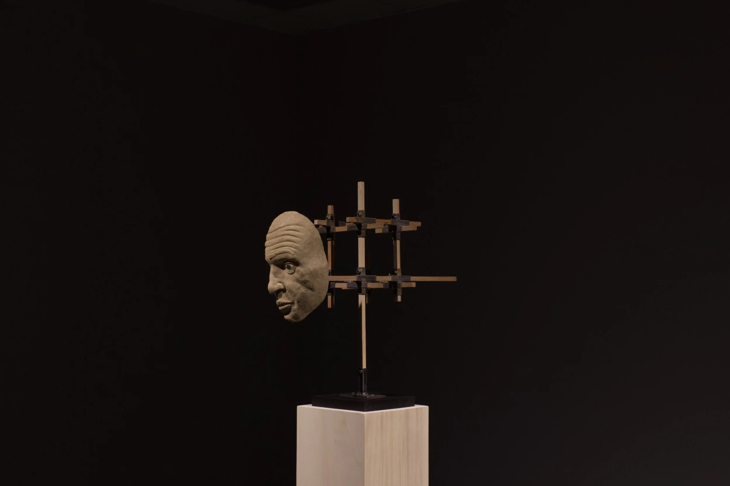 Thomas, 2024, 40 x 20x 52 cm