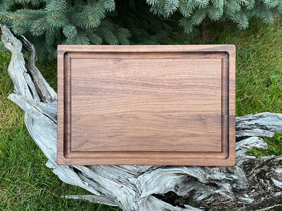 Edge Grain Walnut Cutting Board with Juice Groove