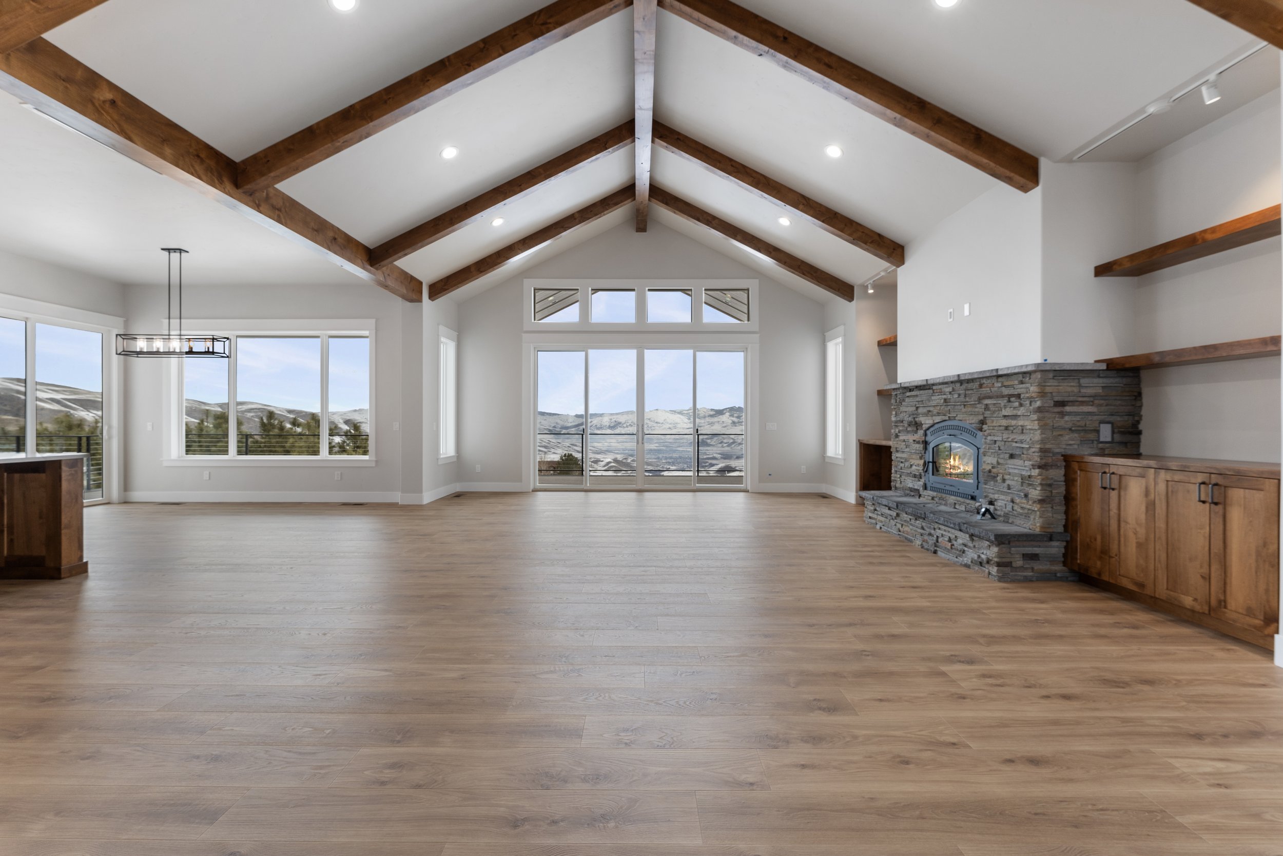 Solar Court Living, Dining, & Kitchen (11).jpg