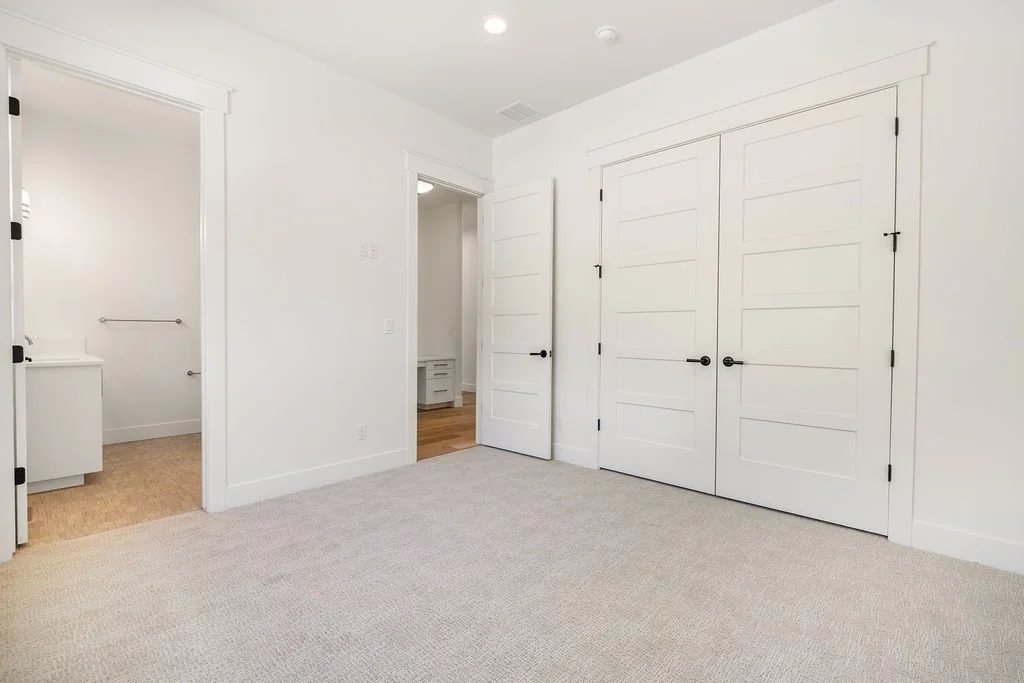South Slope Rd Bedroom 3 (2).jpg