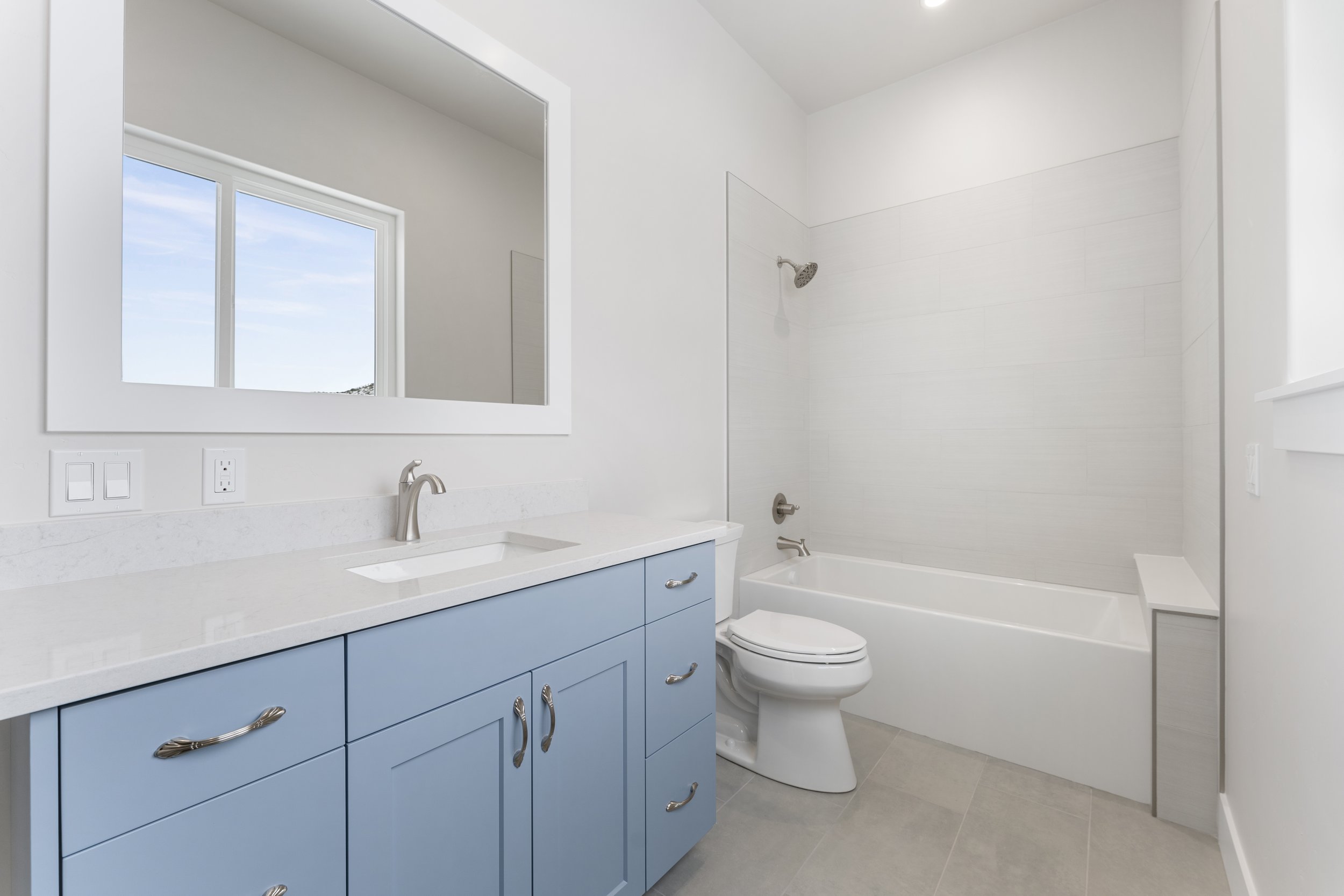 Solar Court Bathrooms & Laundry (1).jpg