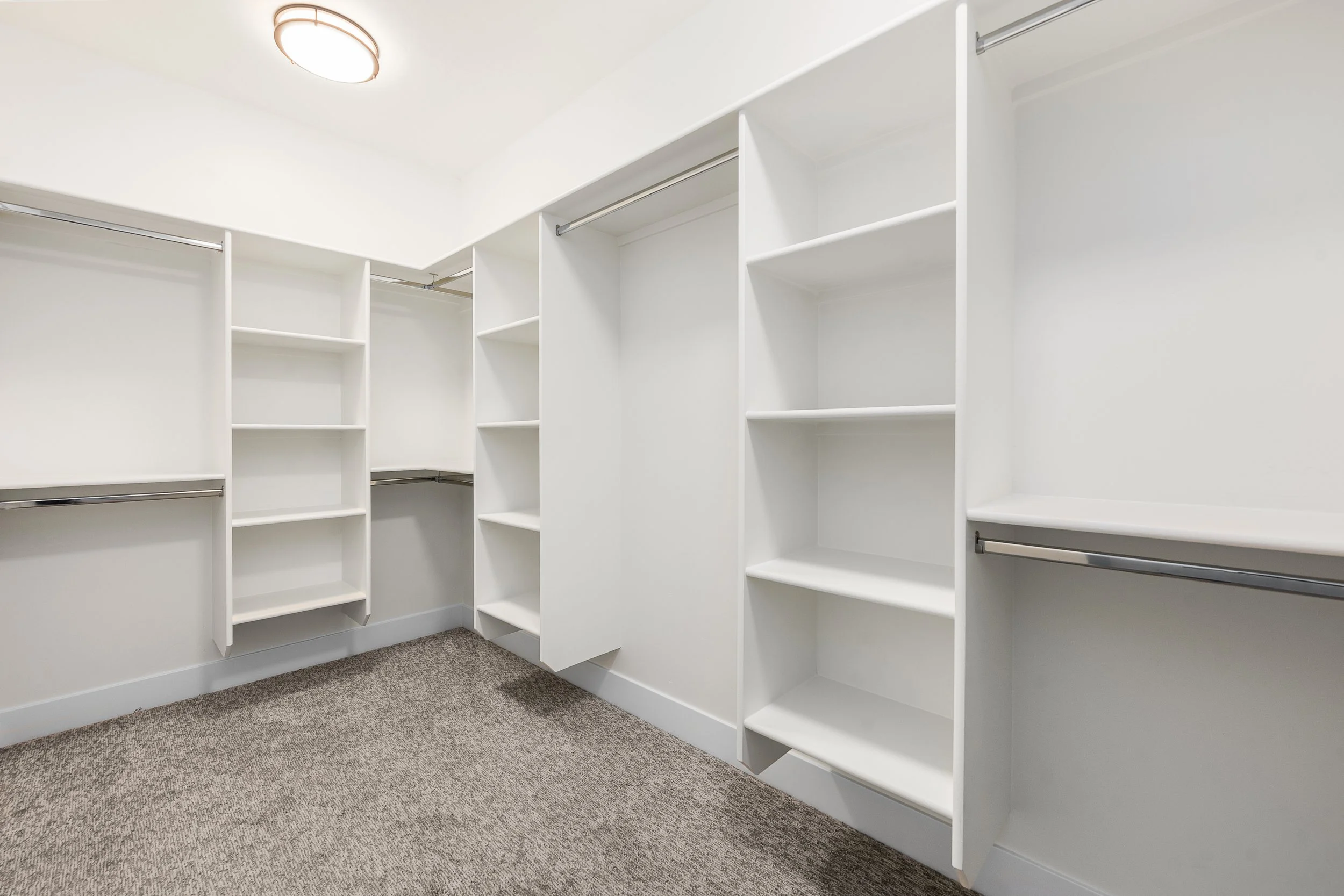 Mann Creek Bathroom & Laundry (14).jpg