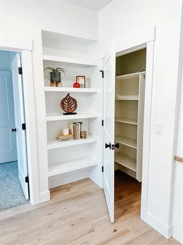 Mann Creek Living, Dining, & Kitchen (6).jpg