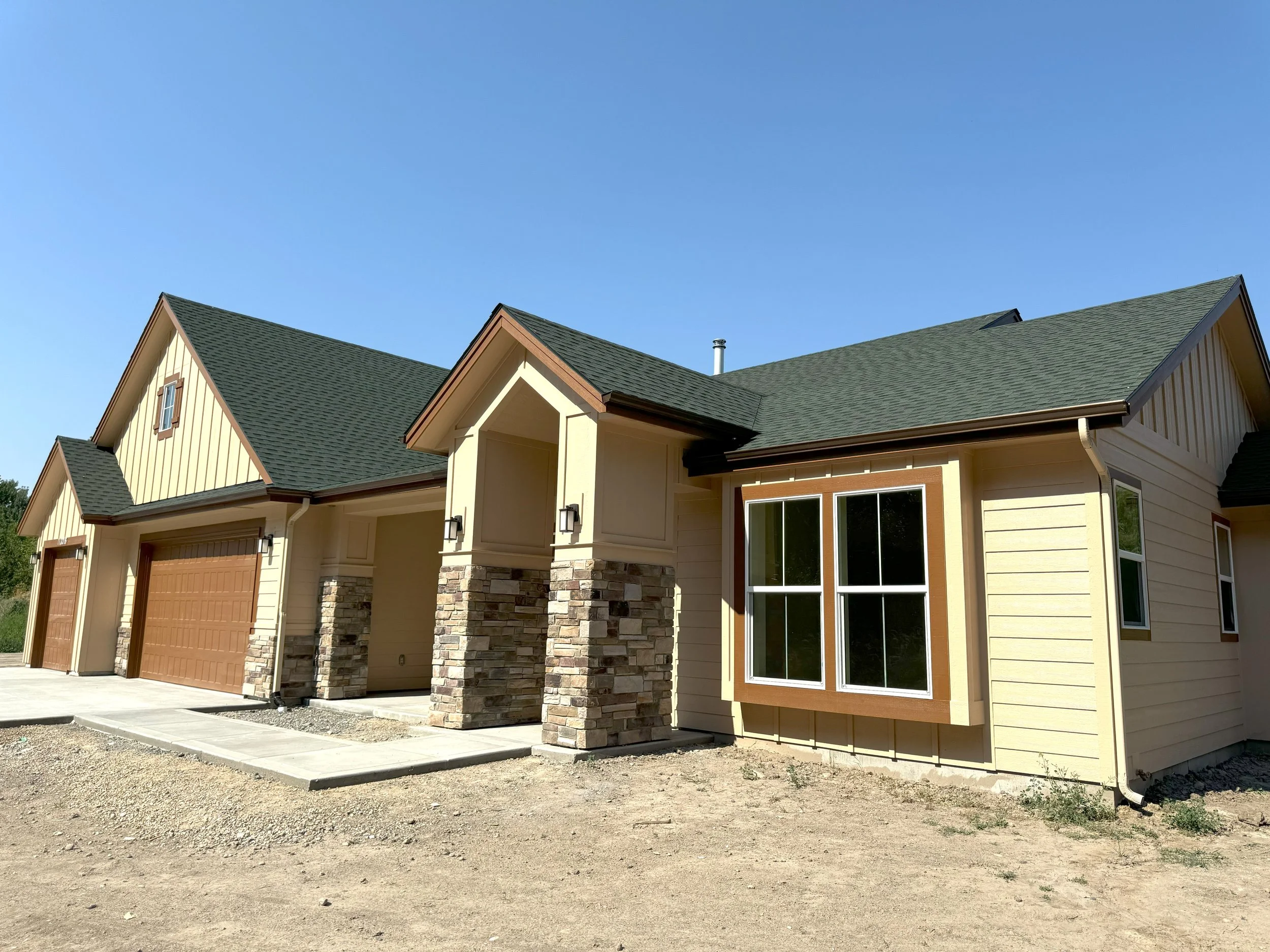 River Road Exterior (4).jpg