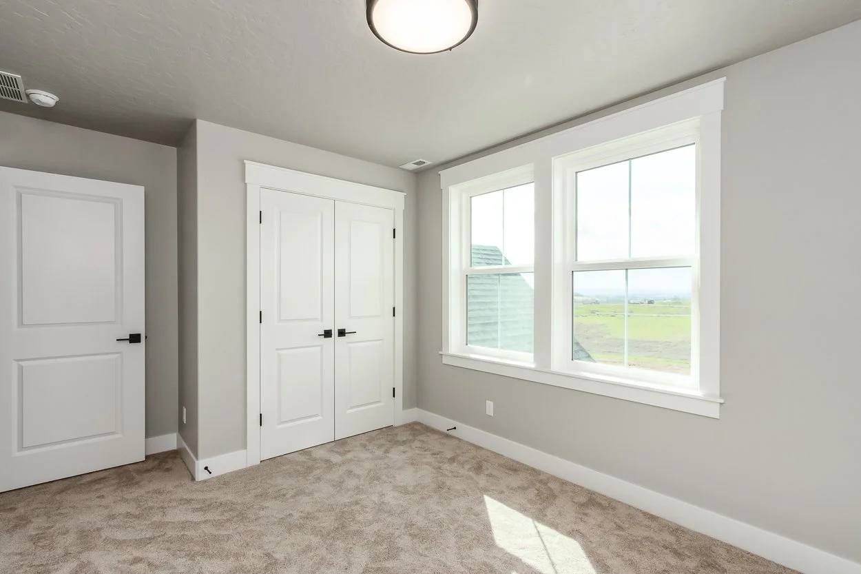 Fairview Road Bedroom (10).jpg