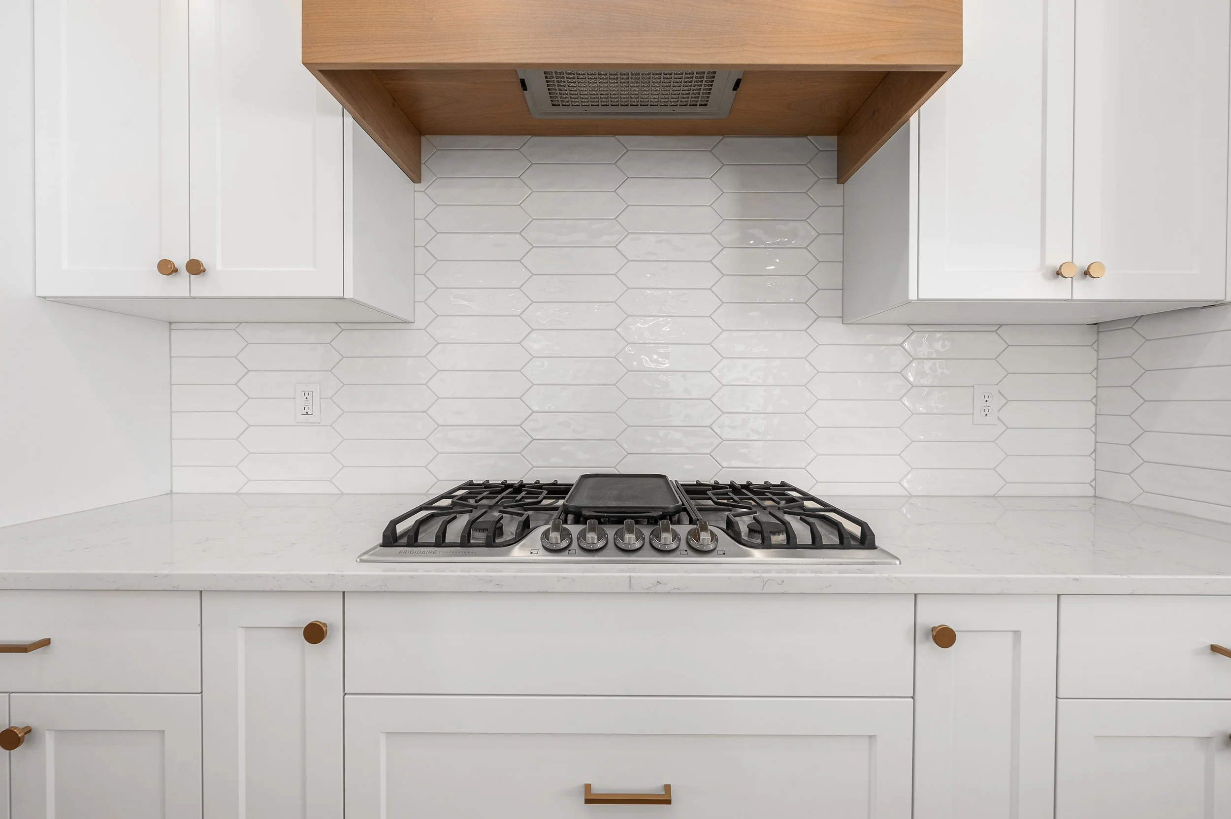 Mann Creek Living, Dining, & Kitchen (16).jpg