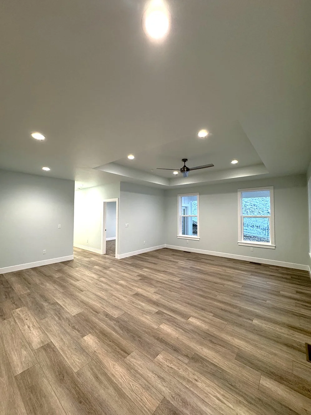 828 Mann Creek Living, Dining, Kitchen (5.1).jpg