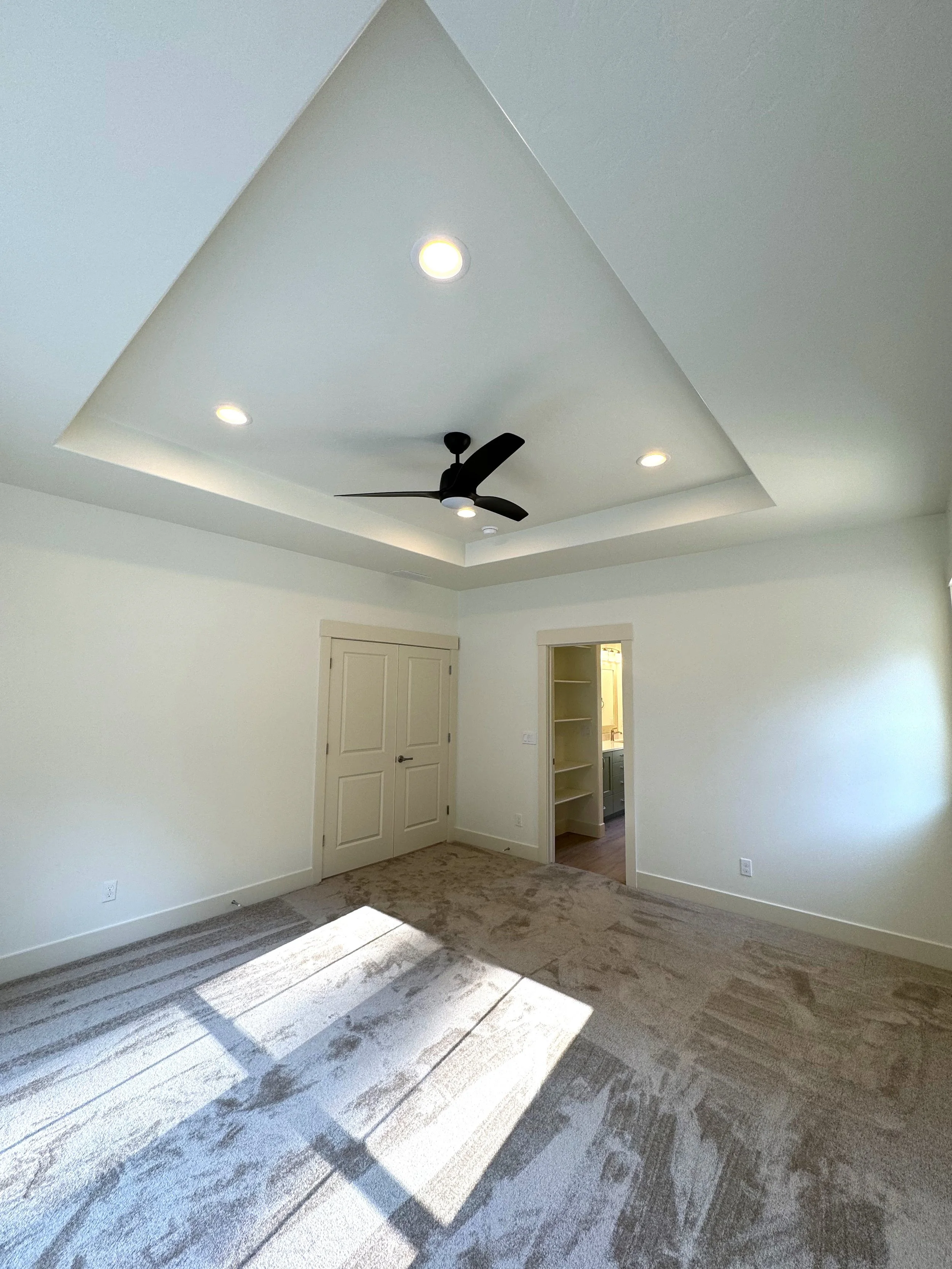 River Road bedroom (2).jpg