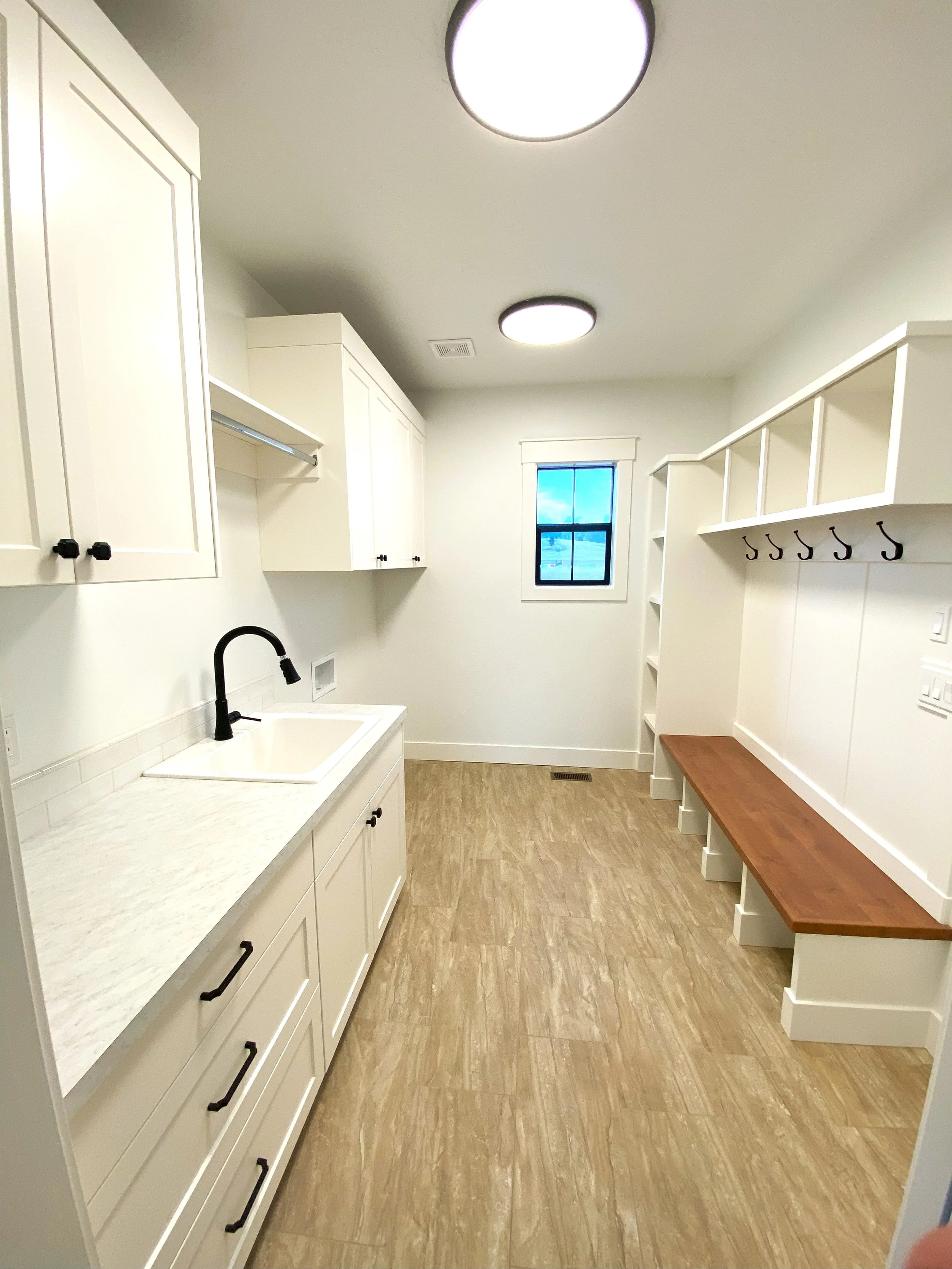 Gold Fork Road Living, Dining, & Kitchen (3).jpg