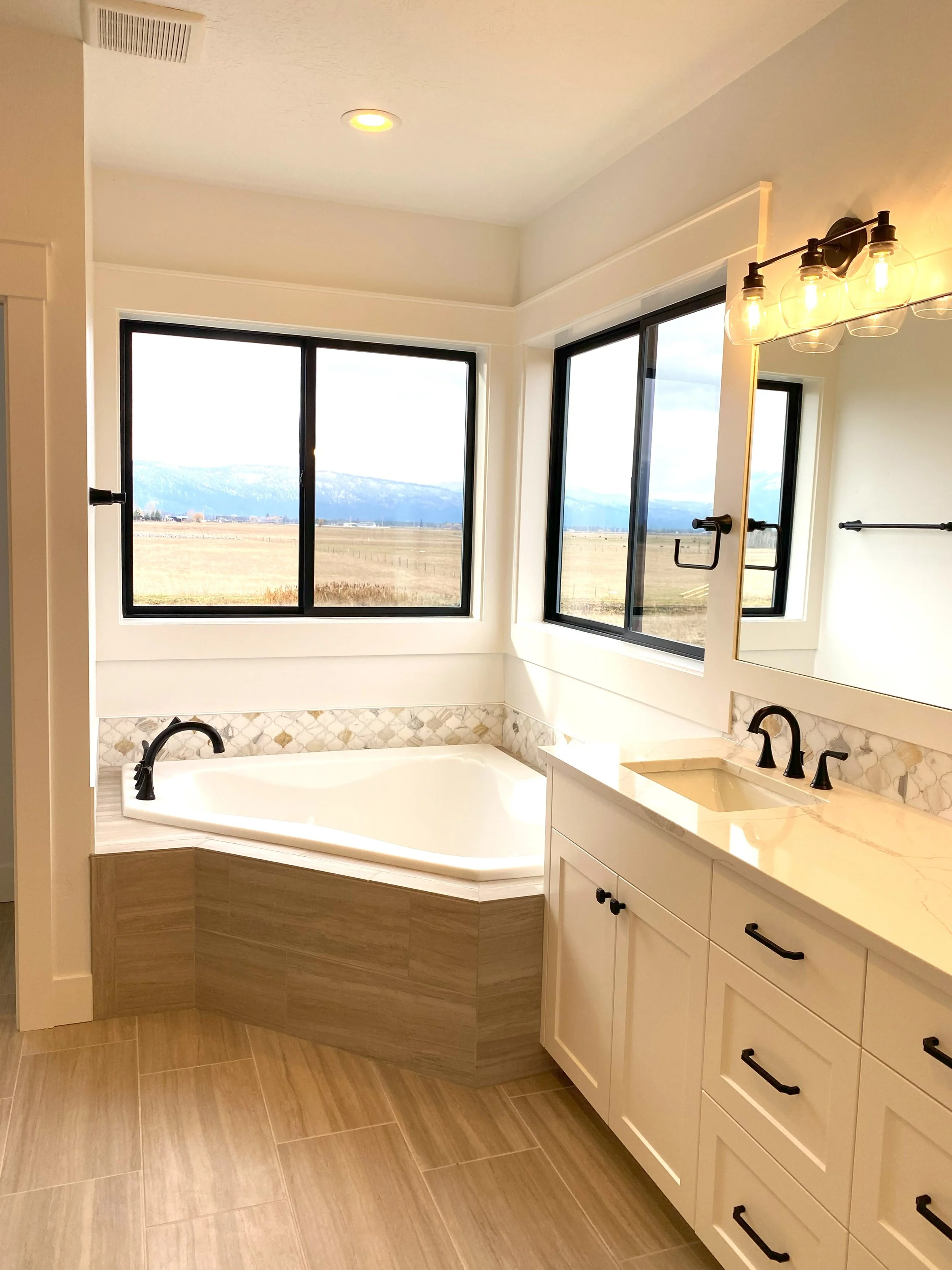 Gold Fork Road Bathroon (3).jpg