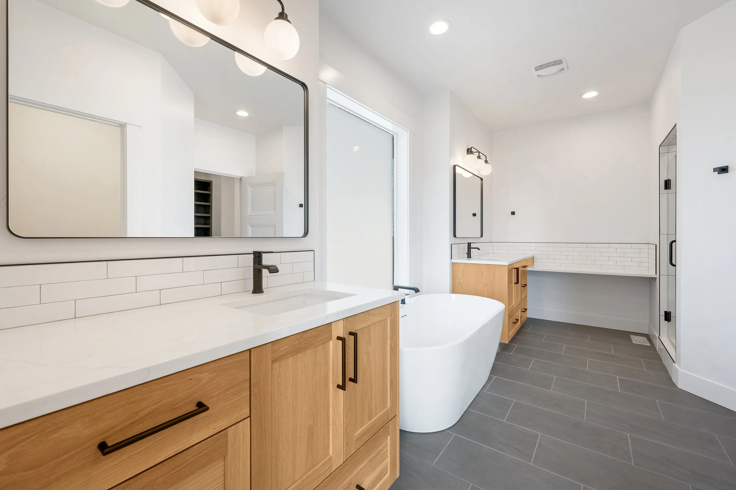 Brooks Drive Bathrooms & Laundry (2).jpg