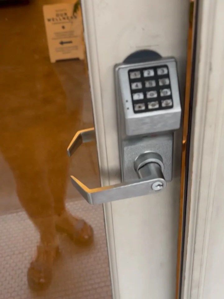 Our space and providers are ready to serve you and your family tomorrow, Saturday November 22nd, from 1-4PM 🤩

Come with your Jane account made (link in bio), and get on the list for 2-3 of your preferred services 🤗

Free holistic healthcare for al