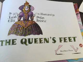 The Queen's Feet want to be footloose