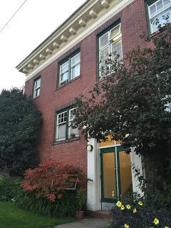 Melton Court, a Kitsilano landmark