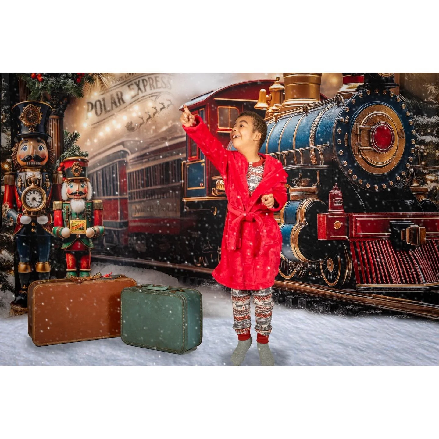 ✨ NEW DATES OPENED! ✨
Christmas sessions are filling up fast! 🎅✨ Don&rsquo;t miss your chance to capture the holiday magic! November 8th and 9th are now open for booking! Perfect time to come in!
Choose from multiple festive sets &mdash; perfect for