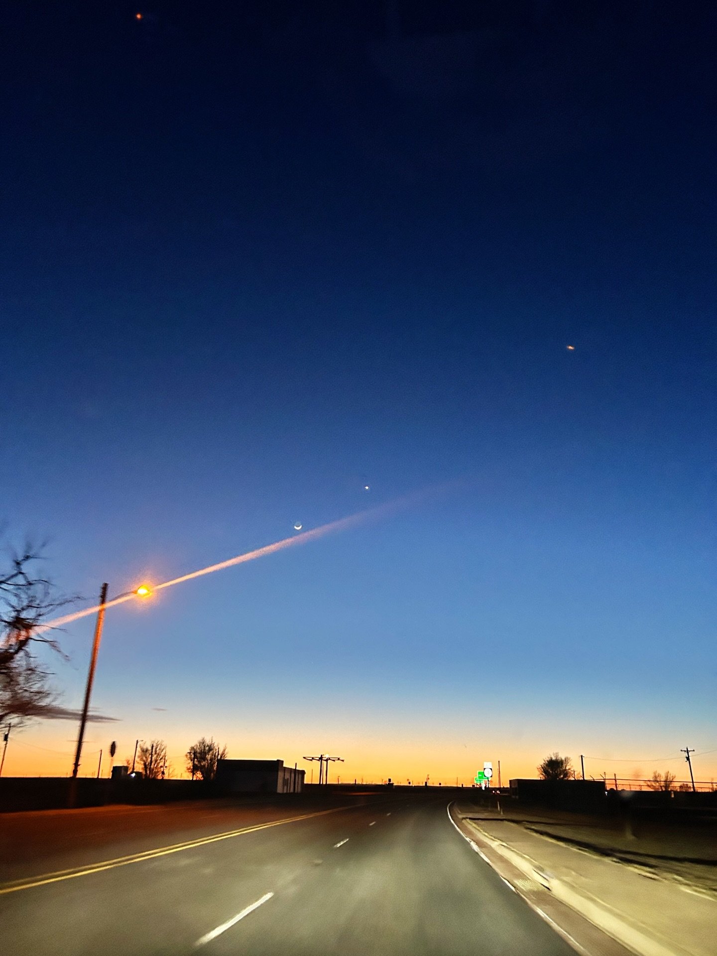 South West 💭☕️🔆

A sense of freedom in every breath,
Where each road leads to another unknown.
The beauty of Indigenous lands and traditions,
Pay homage to all that has come before.

Vibrancy through colors and textiles,
A simple sunrise somehow se