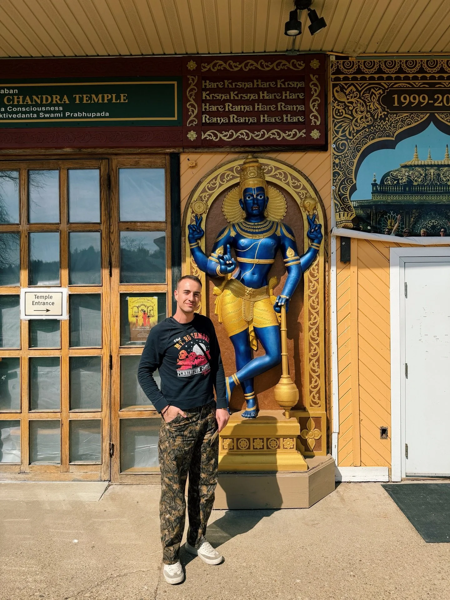 𝙝𝙖𝙧𝙚 𝙠𝙧𝙞𝙨𝙝𝙣𝙖 𝙖𝙥𝙥𝙖𝙡𝙖𝙘𝙝𝙞𝙖 🪈⛰️