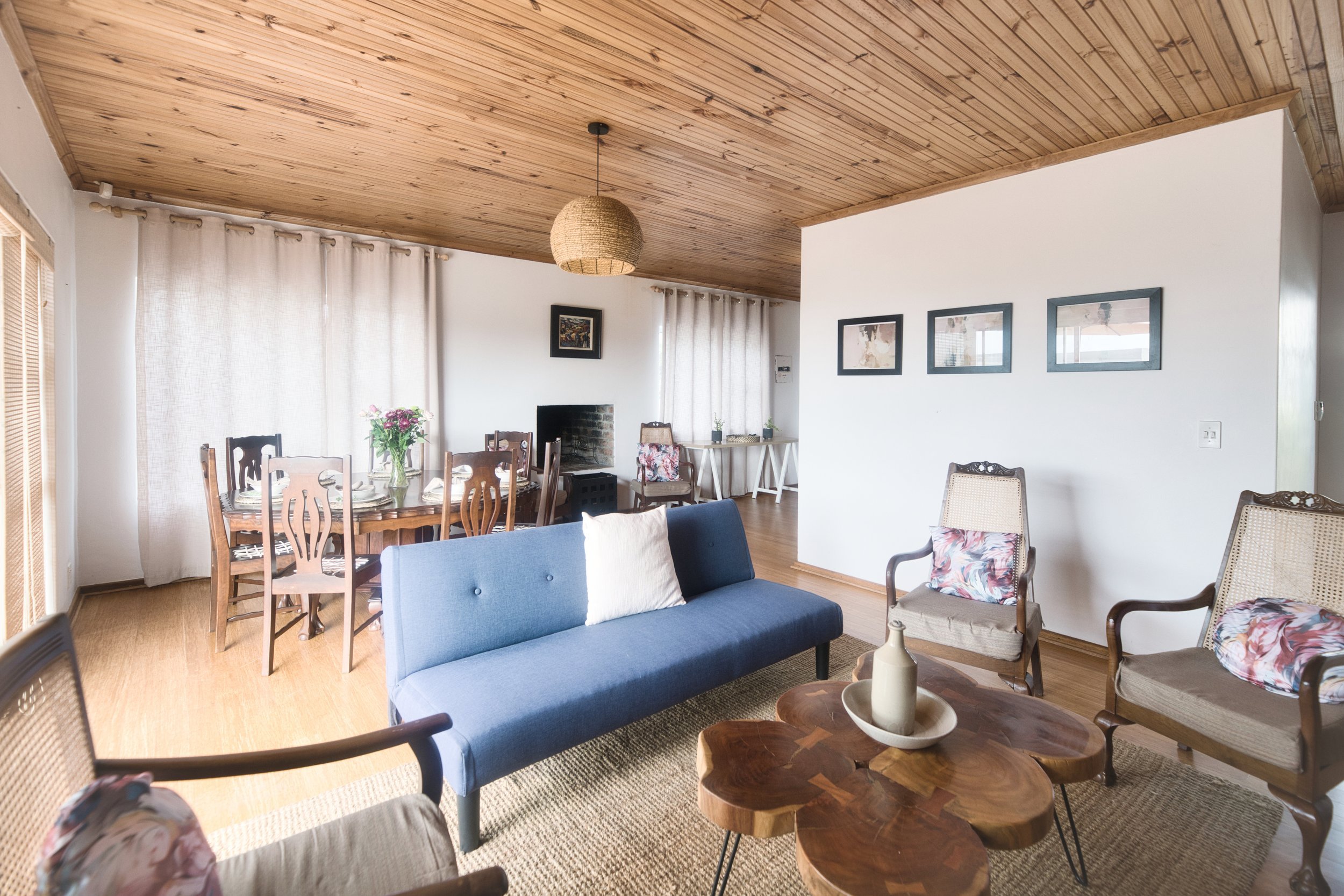 01-suikerbos-house-struisbaai-lounge.jpg