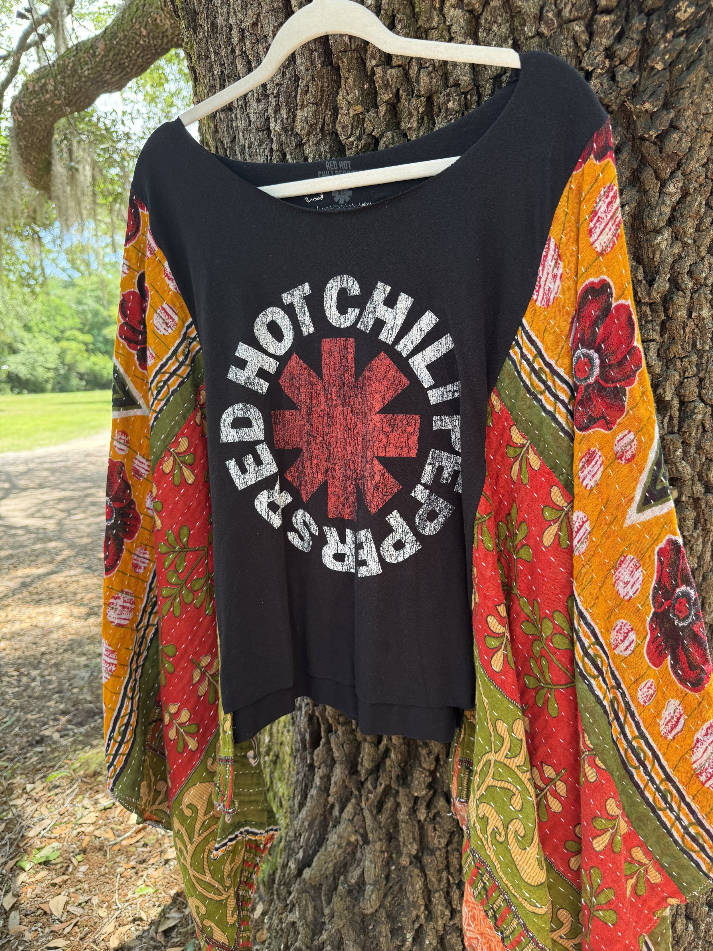 Red Hot Chili Peppers (L/XL)