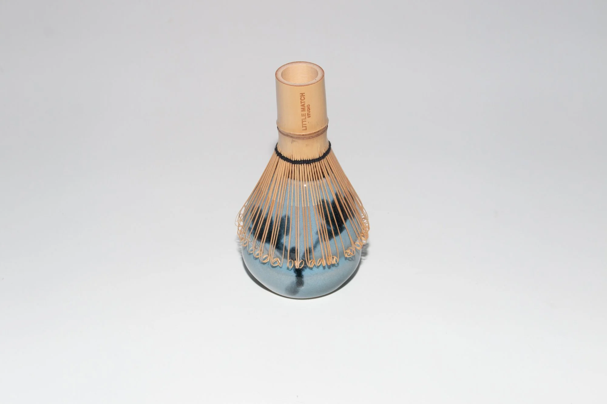 BLUEBLOOM_WHISK_2_2.jpg