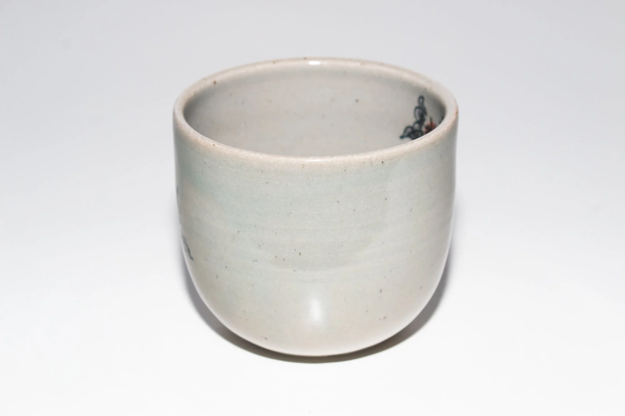 HORSE_CUP_CELADON_1_5.jpg