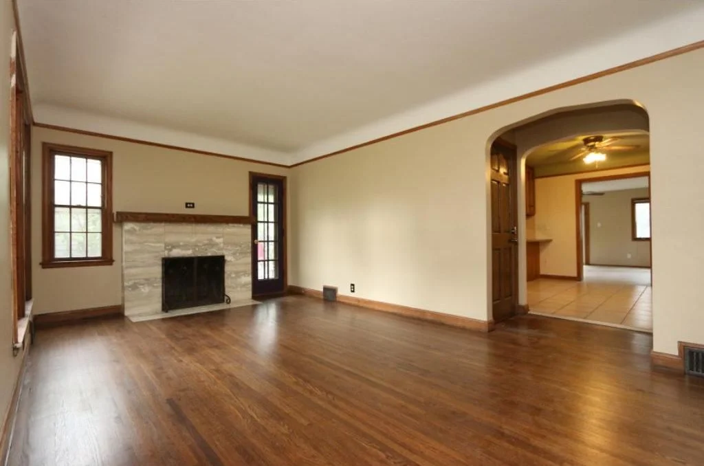 dining-room.jpg