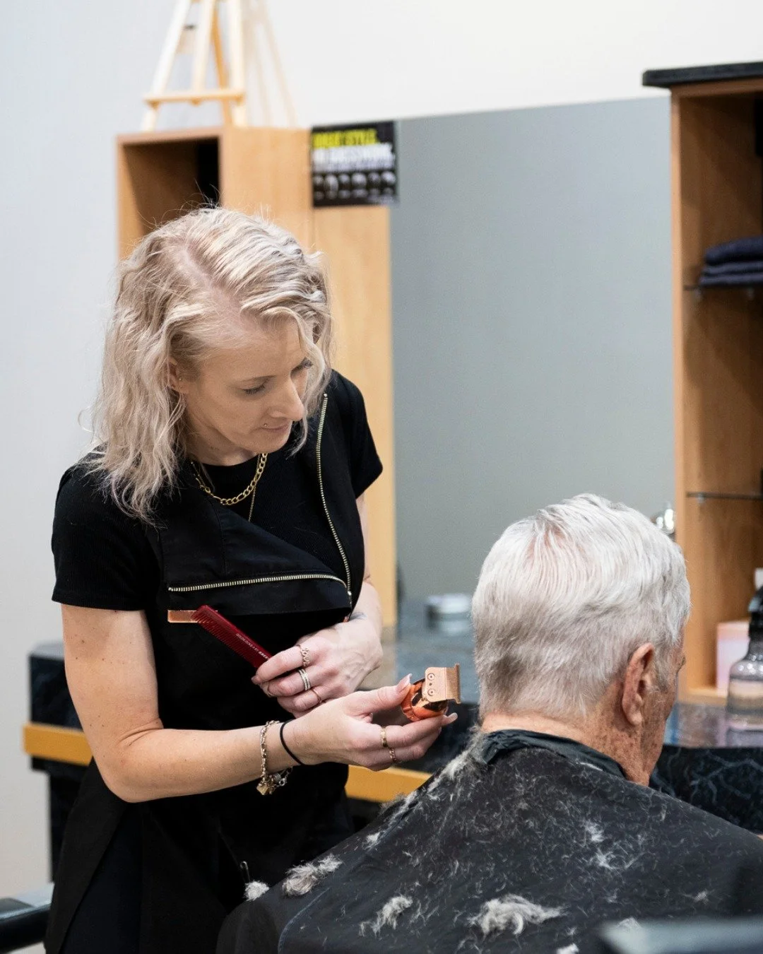 It&rsquo;s the time of year when everyone realises they need a haircut at once ✂️ Beat the rush and drop into Checkers or Zain 313 at Forest Lakes Shopping Centre before the festive crowds hit. #ForestLakesSC