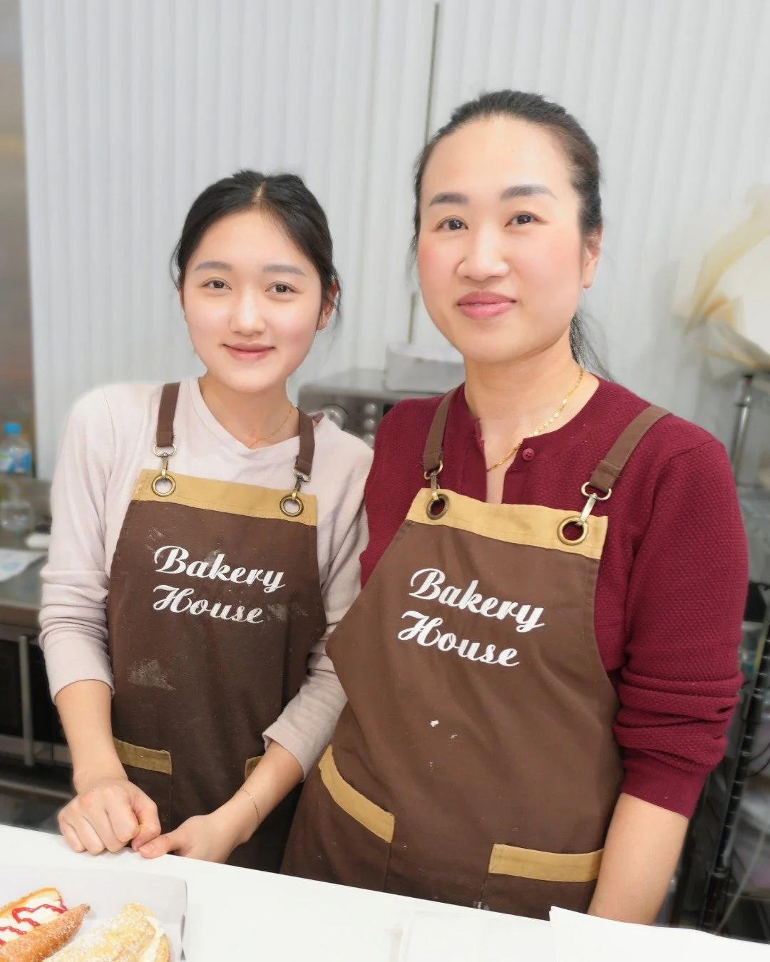 Meet Lee and Jennie at Forest Lakes Bakery House 👋 Lee's favourite pastry they sell is the apple turnover, while Jennie can&rsquo;t go past the jam and cream doughnut. Pop in next to Bon Bon Cha and say hello!

What's your go-to? #ForestLakesSC