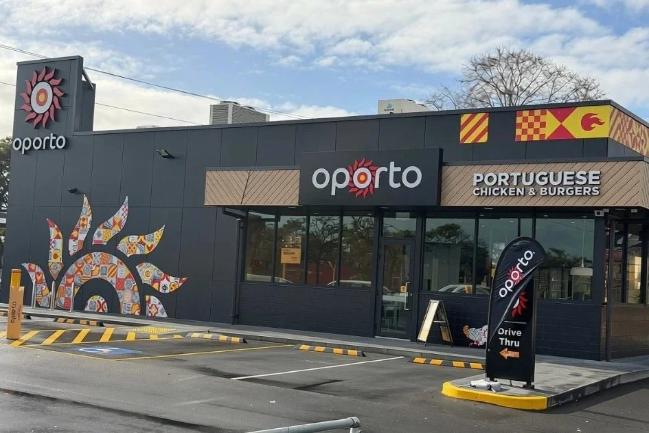 FL+Oporto+storefront.jpg