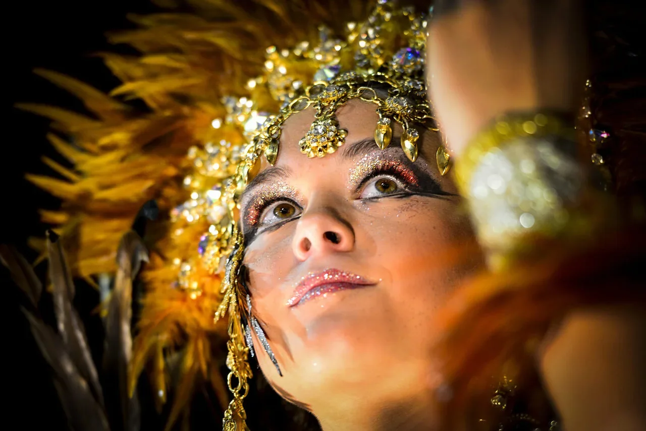 Traditionele kostuums tijdens Moros y Cristianos in Calpe