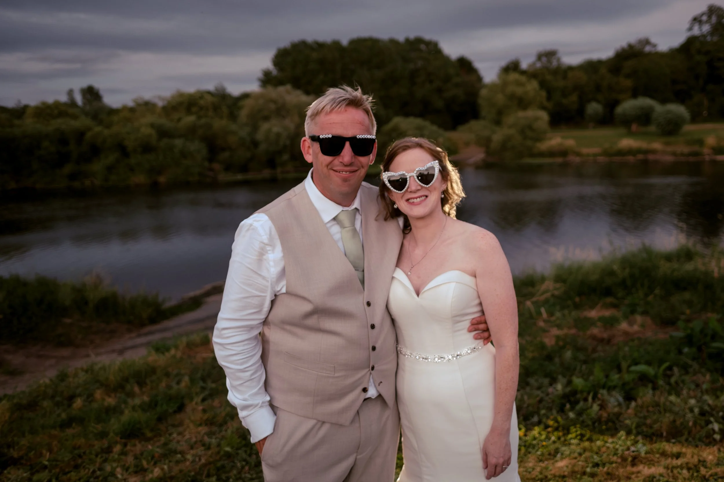 Cotswolds Wedding Photographer Lower Lode Inn