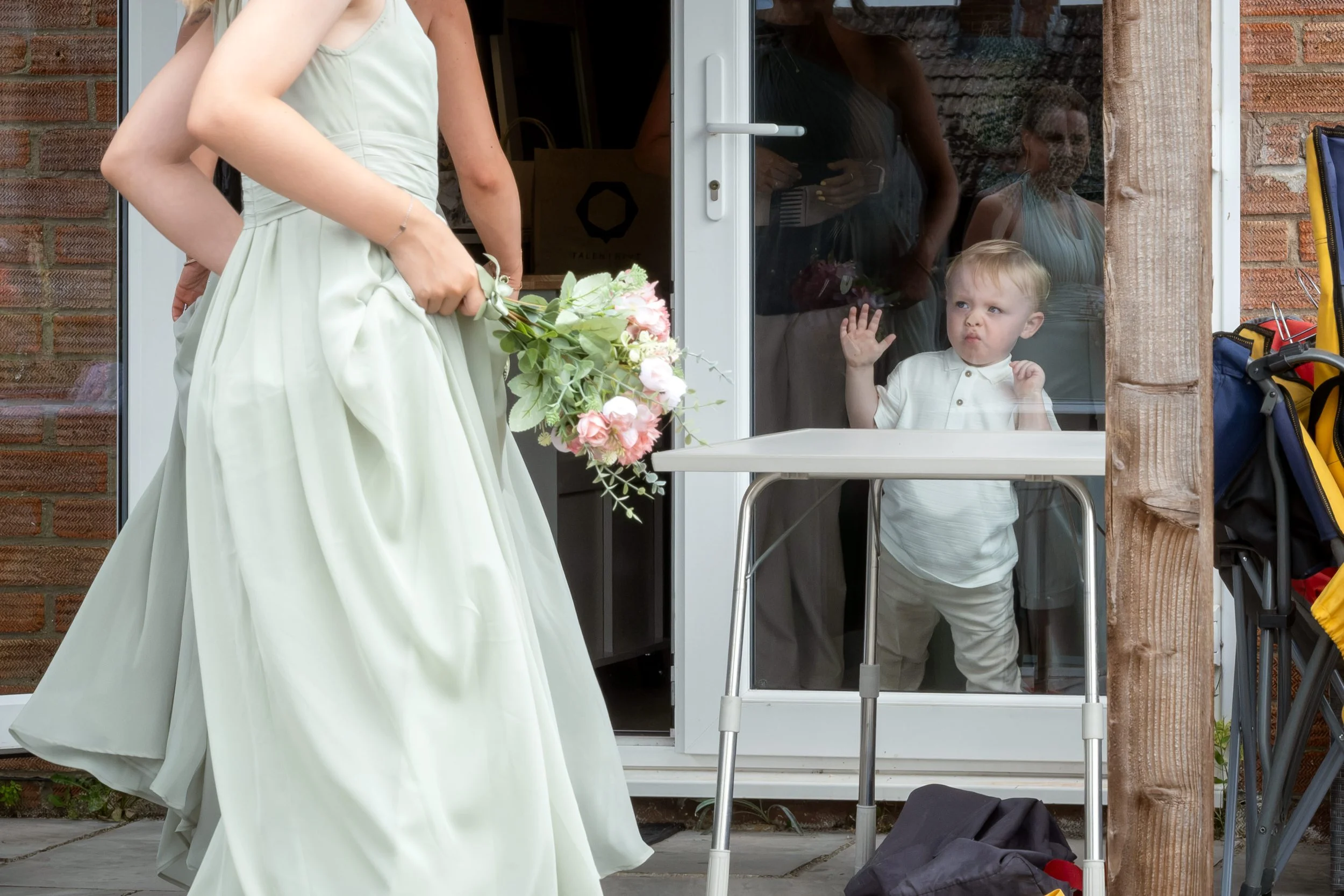 Cotswolds Wedding Photographer Lower Lode Inn
