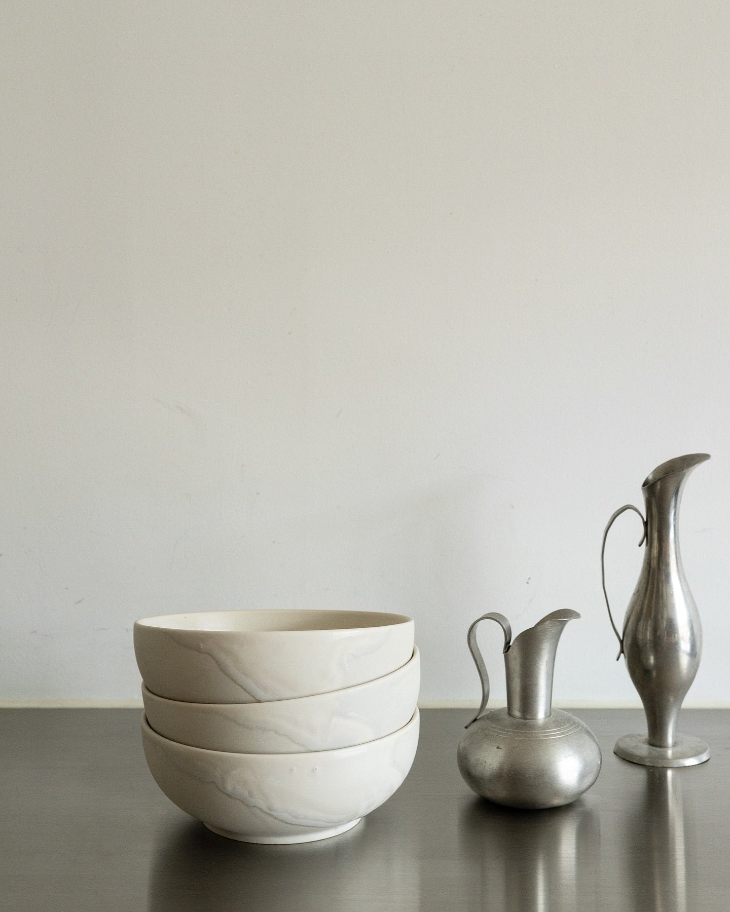 Melk Bowl large, stacked up and ready for the weekend 

#melkbowl #esseidesign #krogstadanette