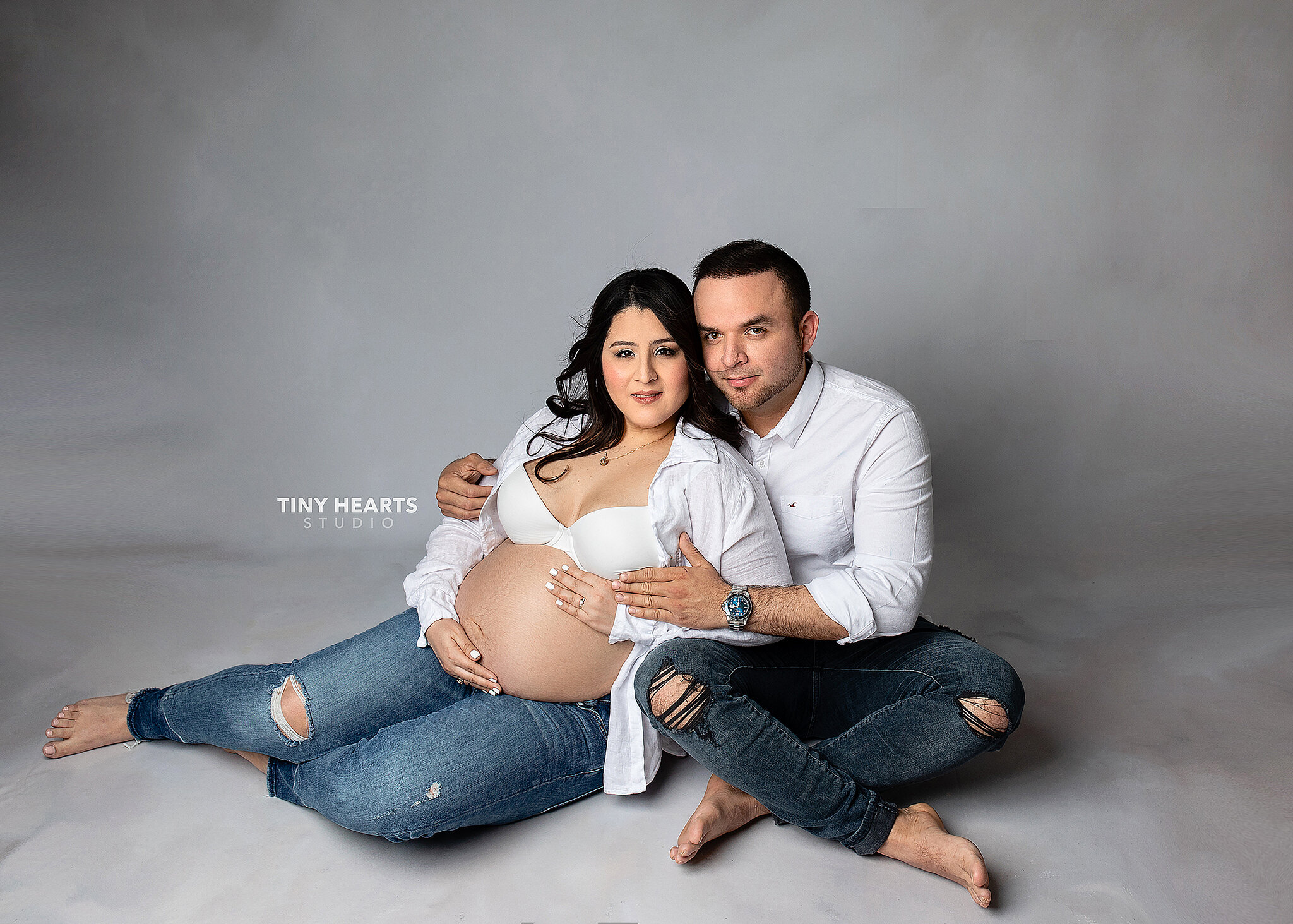 Couples maternity photography near Shakopee, MN