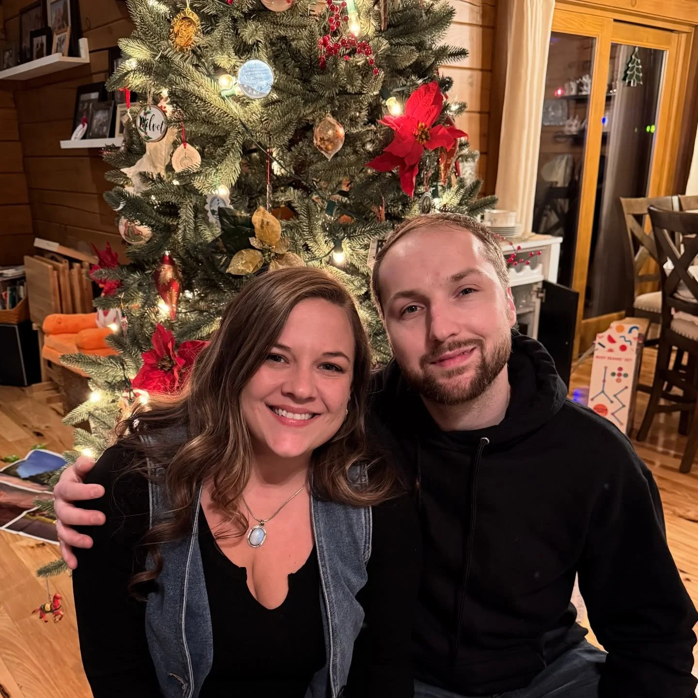 Merry Christmas🎄This year was our busiest season yet since we started our business, and the majority of our new customers and wedding clients hear about us through word of mouth - all thanks to all of YOU! We are so grateful and truly couldn't do wh