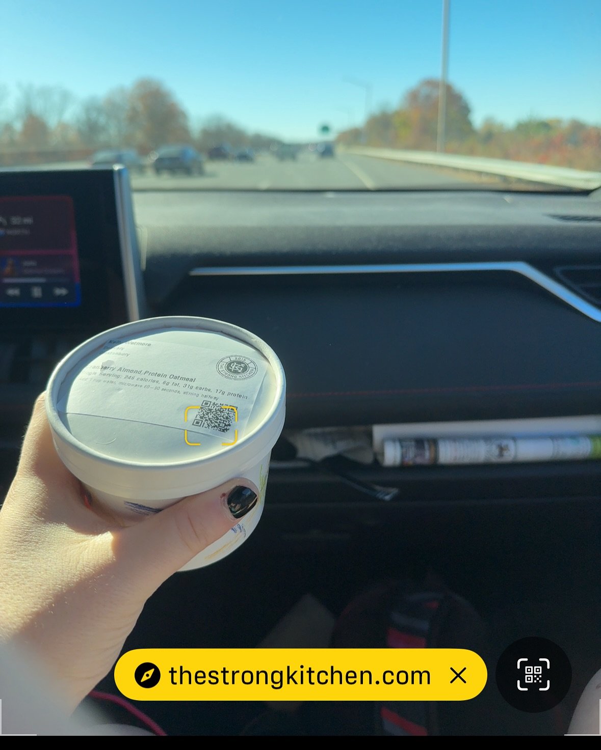 Many folks ask me during our nutrition sessions how to stay on track during travel! ✈️ As I&rsquo;ve been traveling more recently, I have some tips to share.

🌟 Planning ahead. It sounds simpler than it is, but let me break it down for you! Ask in a
