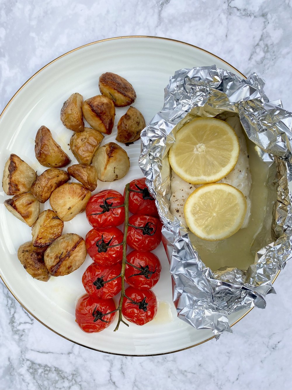 Cod Baked in Foil with Cherry Tomatoes — Pinch of Mania