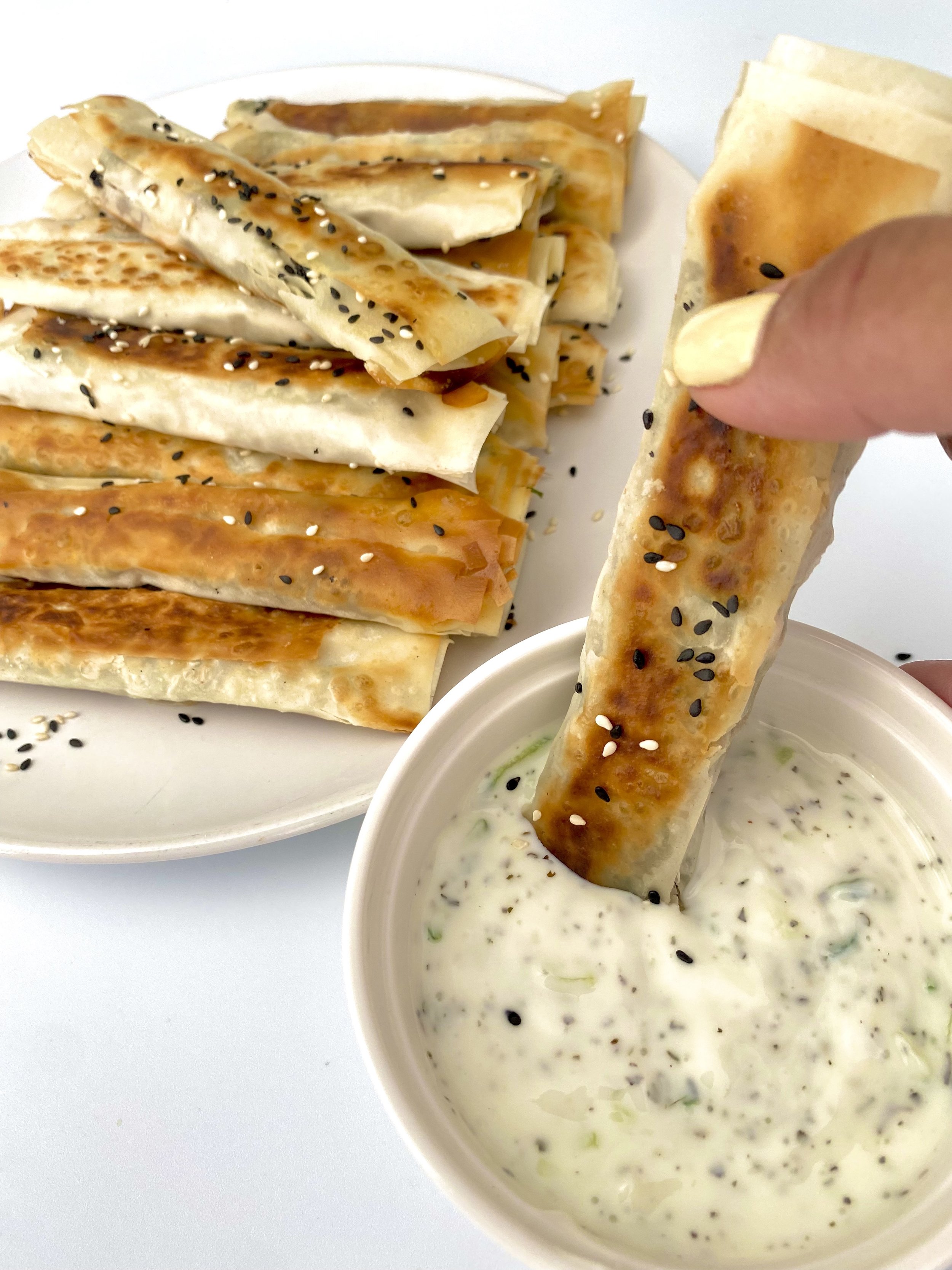 Spinach-Feta Filo Rolls — Pinch of Mania