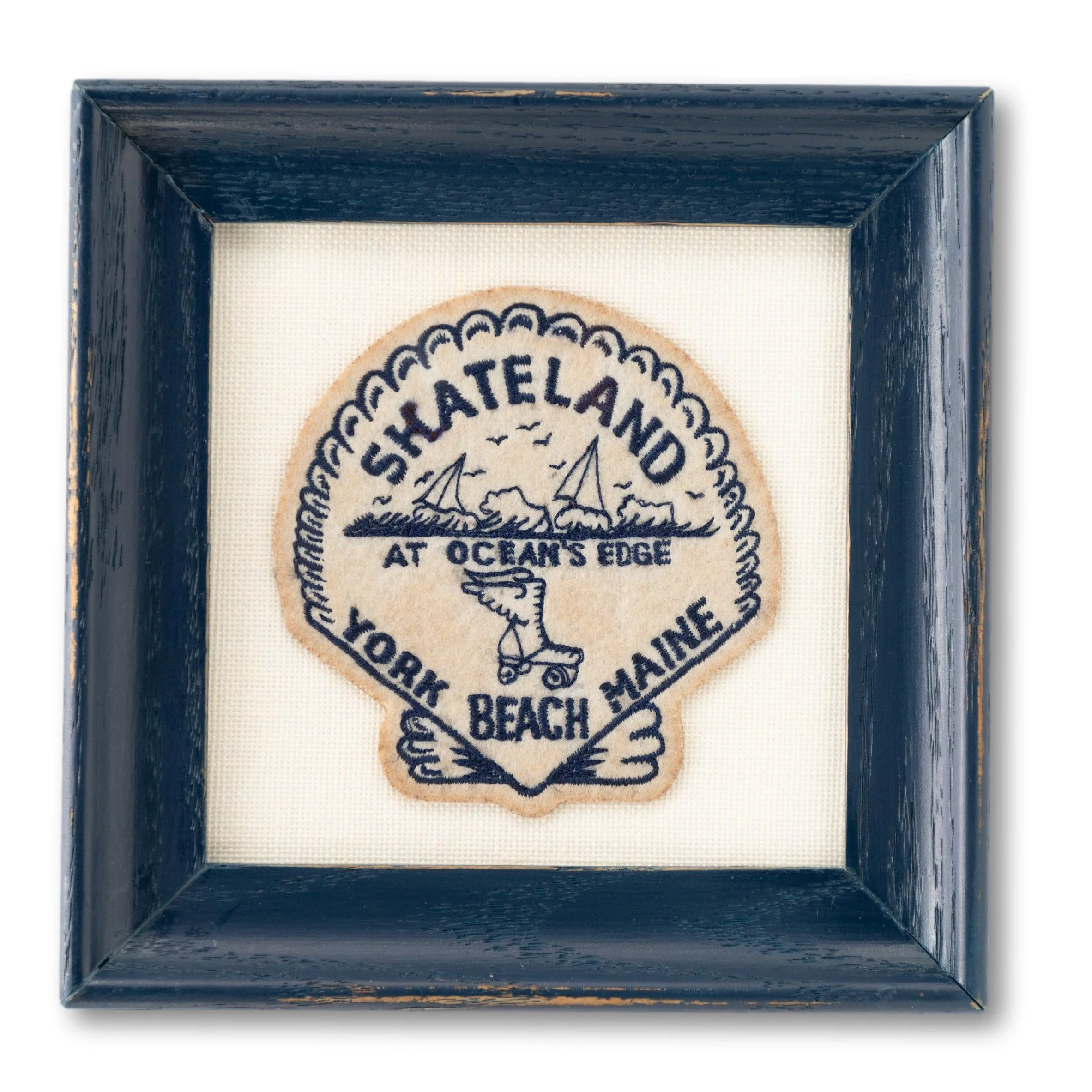 Small Salt & Pepper Ship — Seacraft Vintage