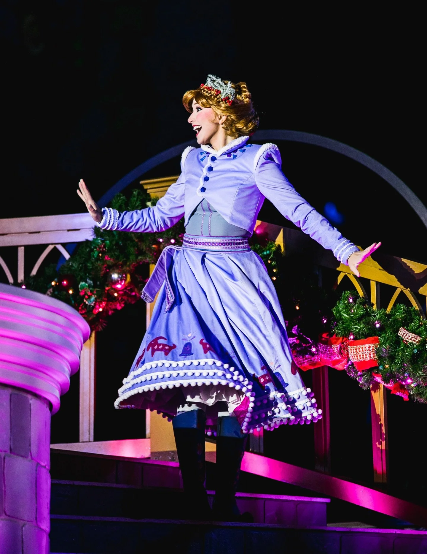 &ldquo;Look at all the joy&rdquo; - and I&rsquo;m telling you it&rsquo;s everywhere at Magic Kingdom right now. 🥹🎄🫶 &hellip;And I think Frozen Holiday Surprise is the sweetest way to celebrate. 🩷🔔
Comments can be addressed to Anna and the cute l