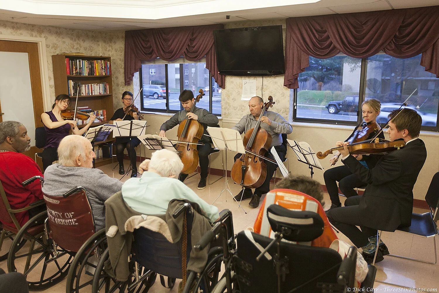 PROJECT MUSIC HEALS US