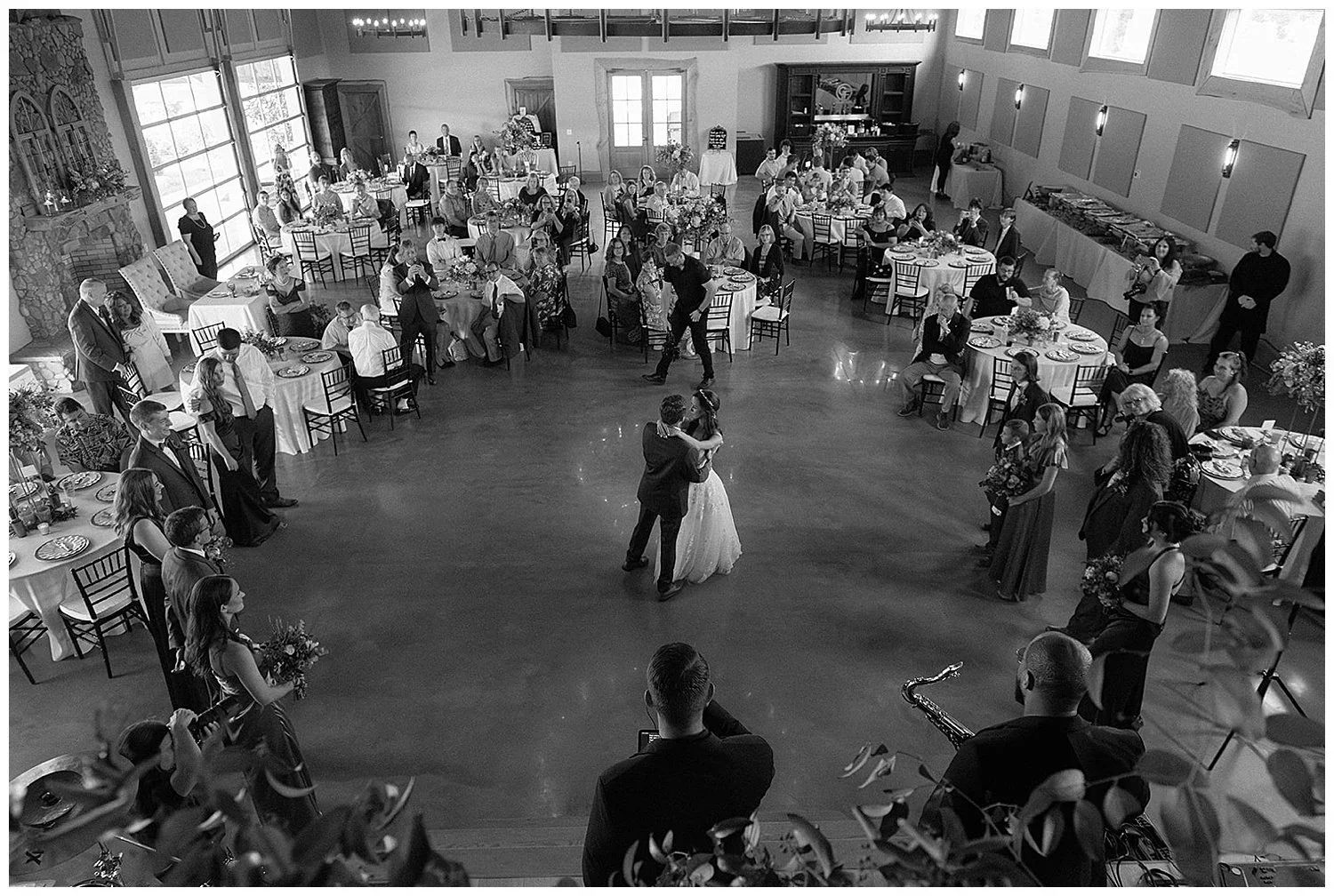 04-first-dance-wide.webp