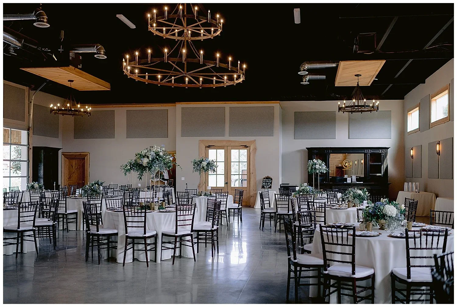 07-reception-room.webp